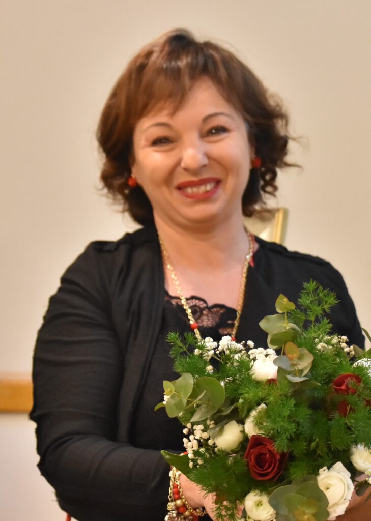 rosa cacace rosaka 5 profilo 3 zeropositivo